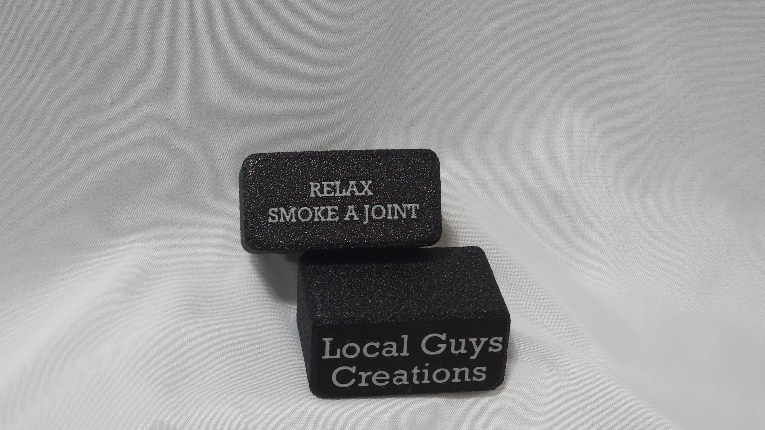 Cigarette Travel Box – Hard Case with Magnetic Closure & Lighter Slot Sized for a Zippo - Image 7